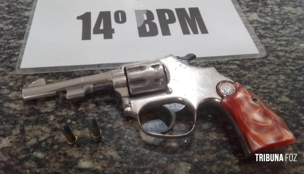 Militares da RPA prende casal com revolver 22 no Bairro Cidade Nova