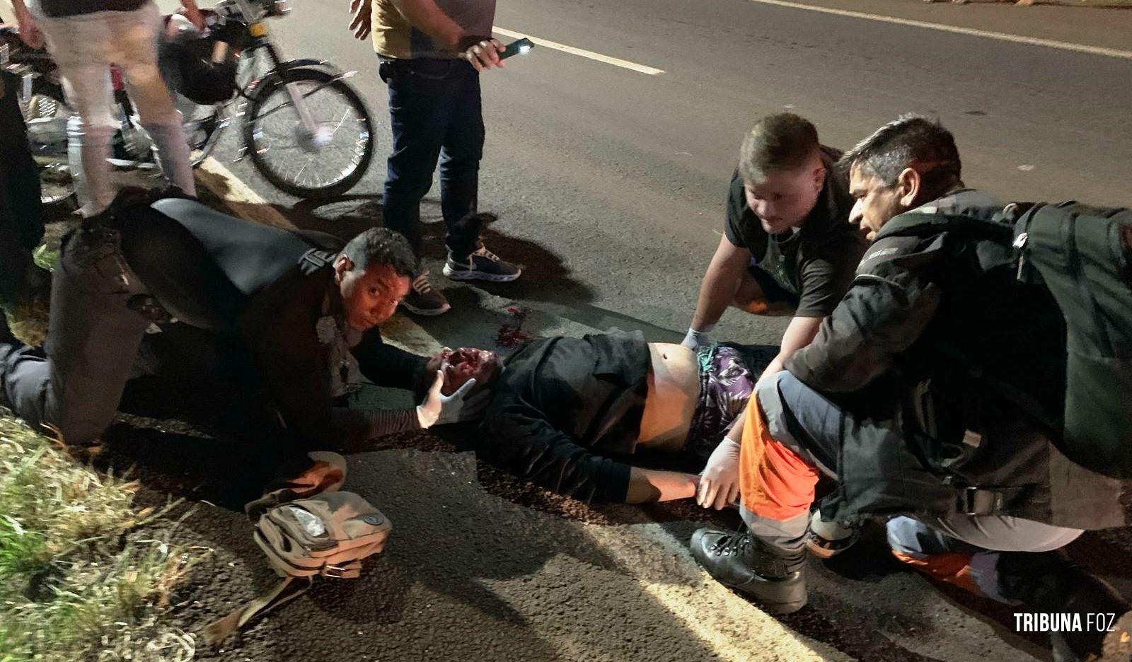 Motociclista é socorrido pelo Siate após queda na BR-277