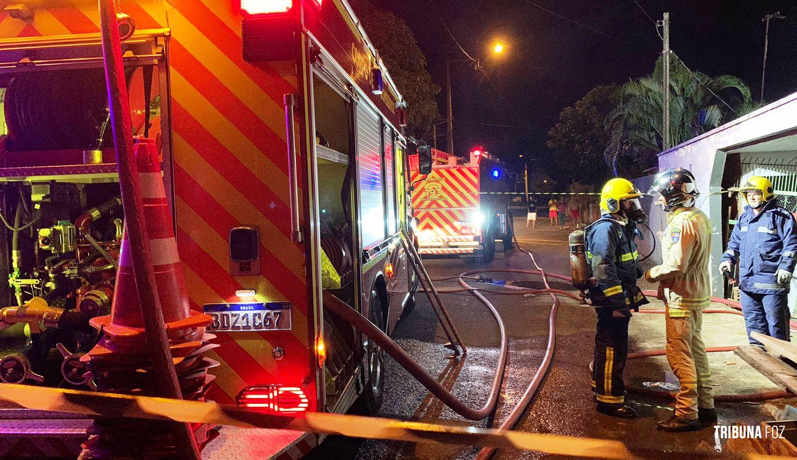 Bombeiros intervém em incêndio a residência criminoso no Três Lagoas