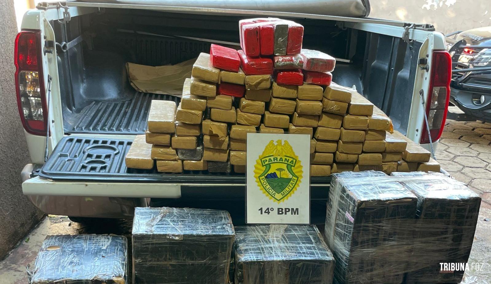 Militares do CHOQUE/CANIL apreende dois carros e 260,3 Kg de maconha no Três Bandeiras