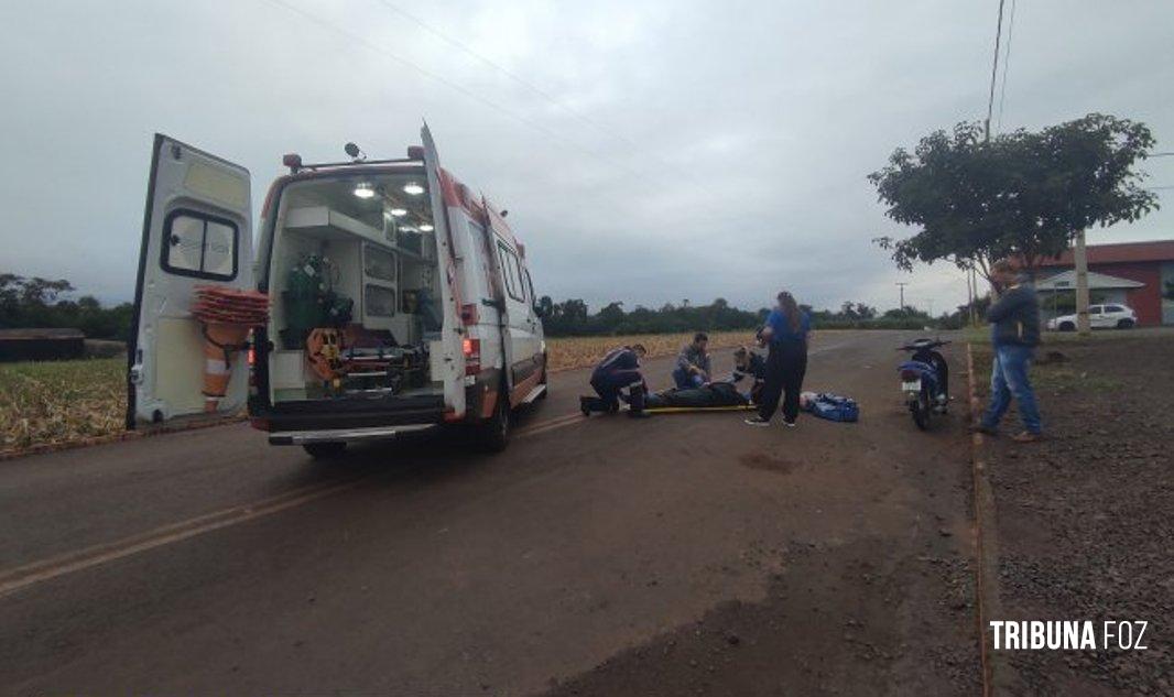 Motociclista sofre queda após atropelar cachorro em Santa Helena