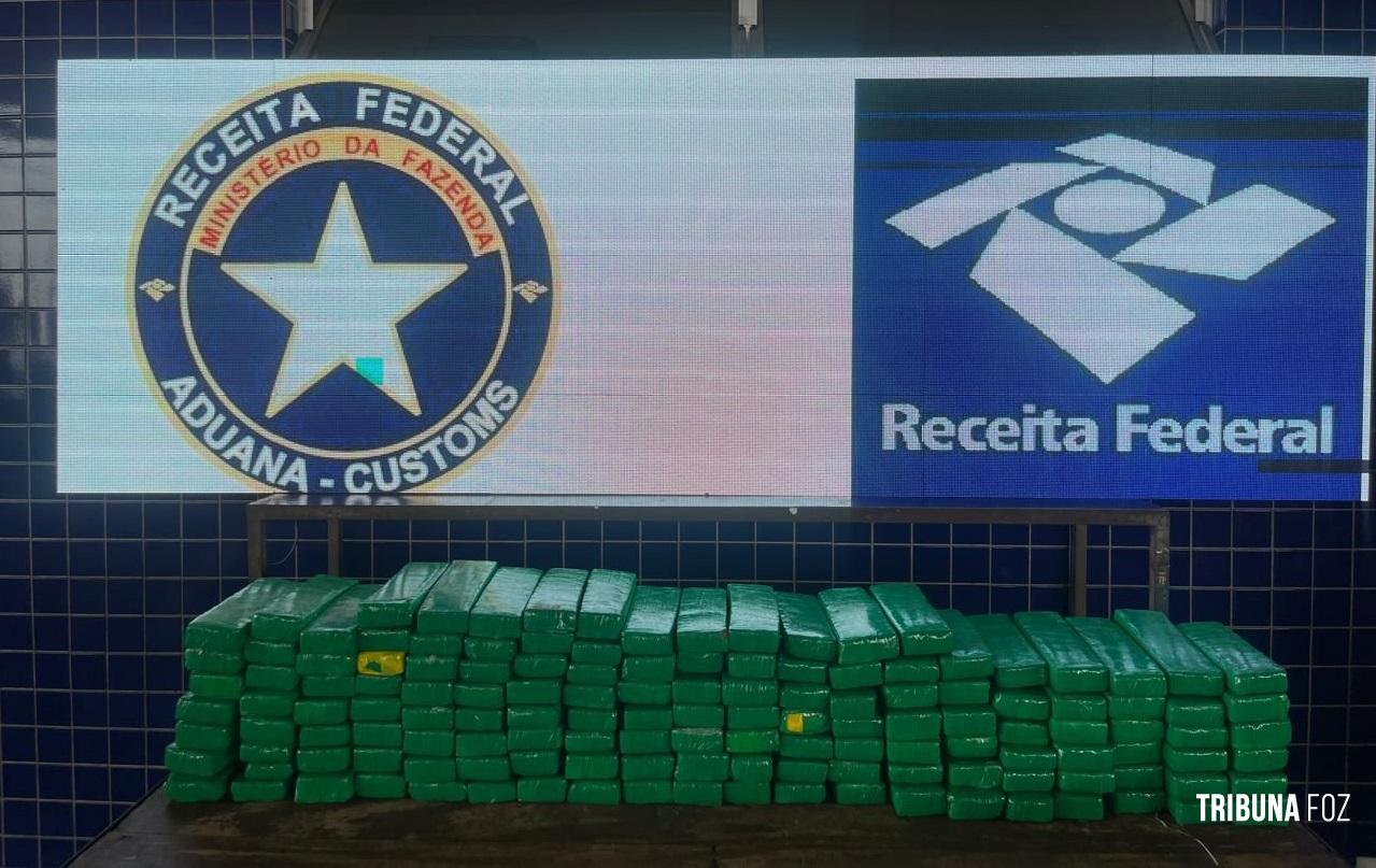 Receita Federal apreende 115 Kg de maconha distribuídos em 150 tabletes na Ponte da Amizade