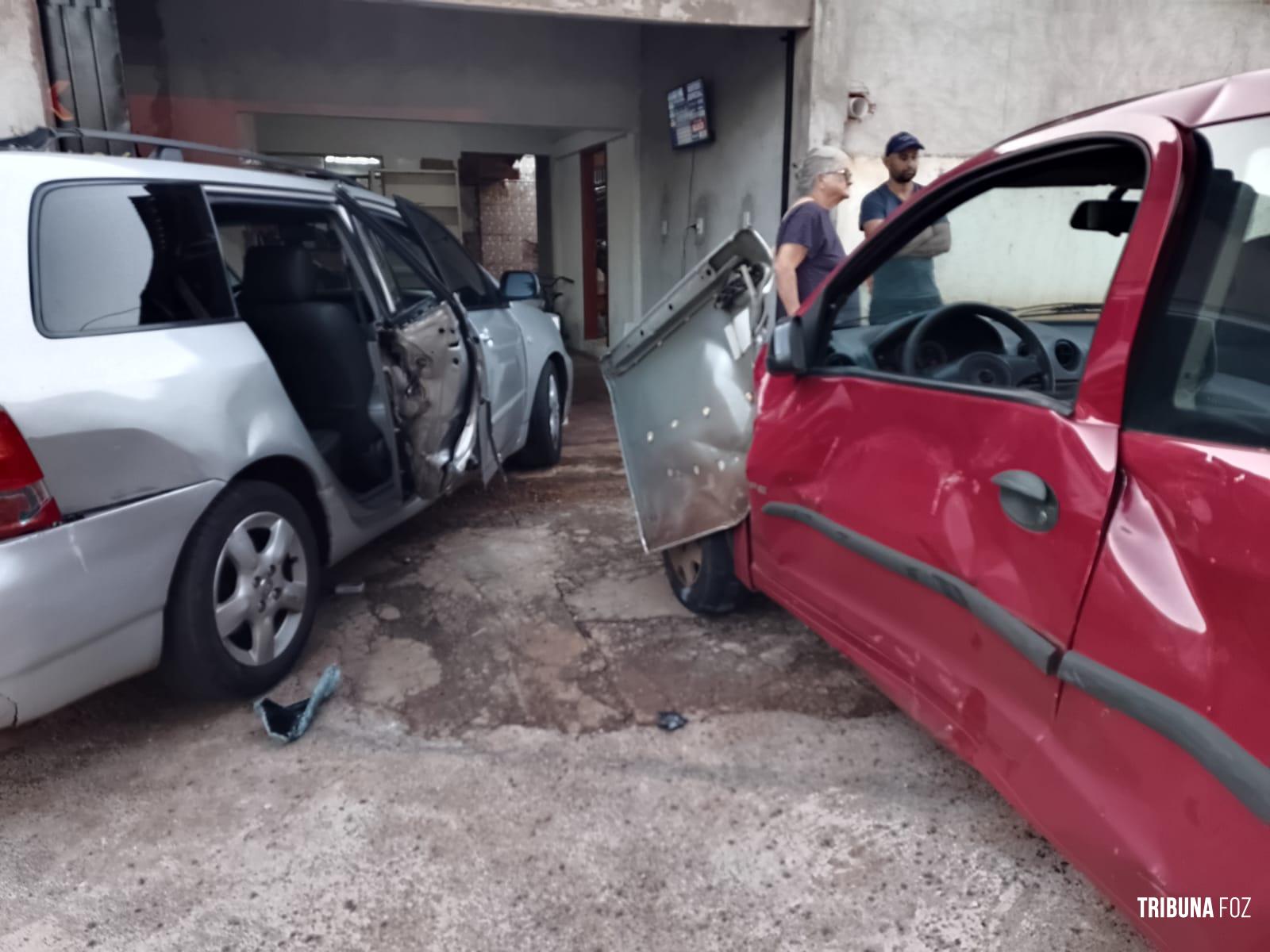 Siate socorre duas vítimas após colisão no Bairro Portal da Foz