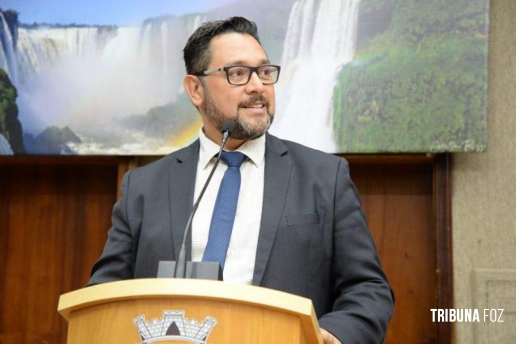 João Morales oficia prefeito para que forneça mais informações sobre a venda do imóvel