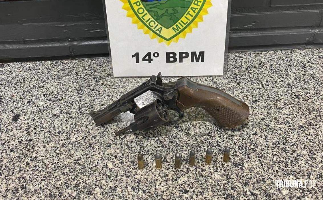 PM cumpre prende homem com revolver calibre 32 no Bairro Morumbi