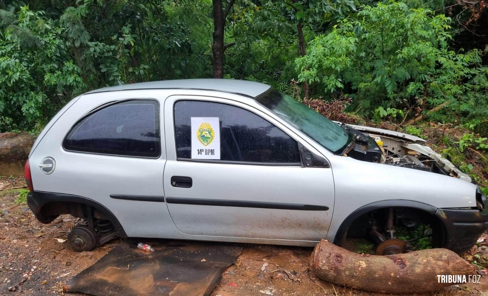 Policia Militar recupera carro furtado na Vila Miranda