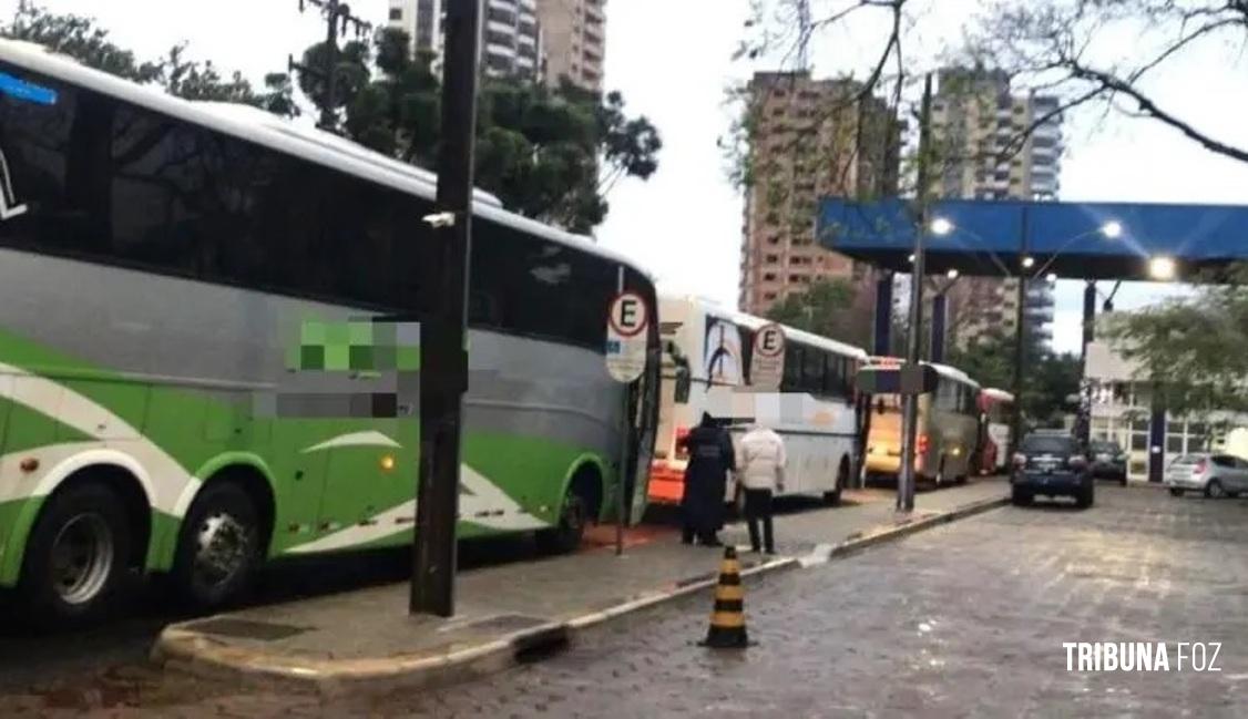 Receita Federal apreendeu seis ônibus, sendo quatro deles em Foz do Iguaçu