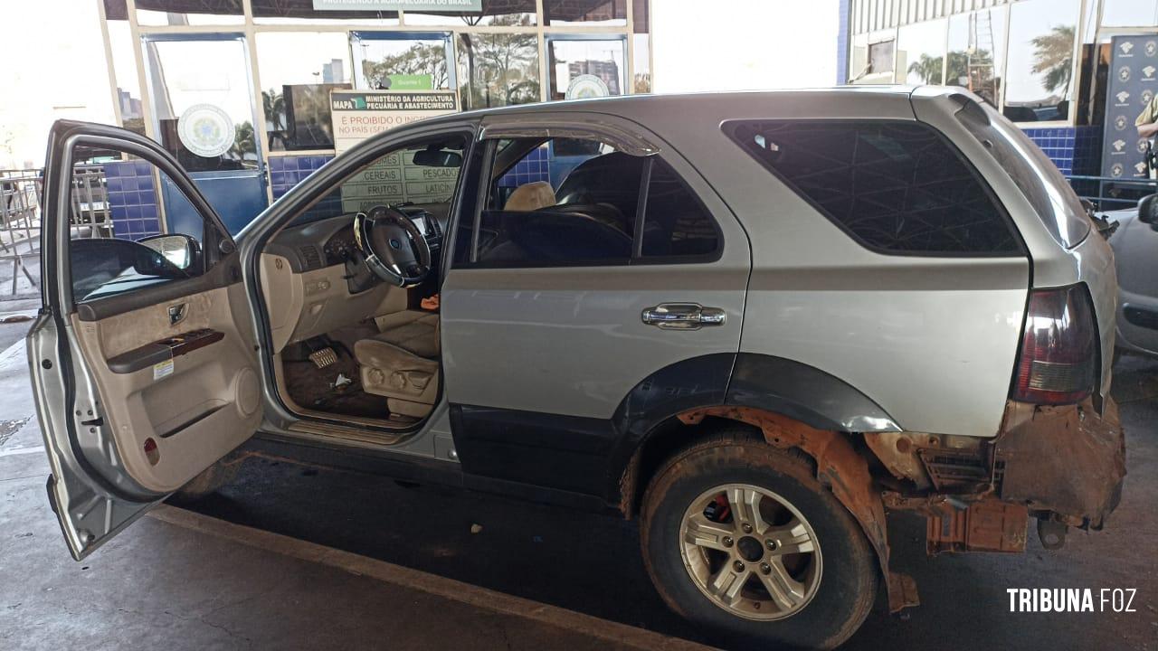 Policia Federal, Receita e Força Nacional prendem motorista com 122 Kg de maconha em fundo falso