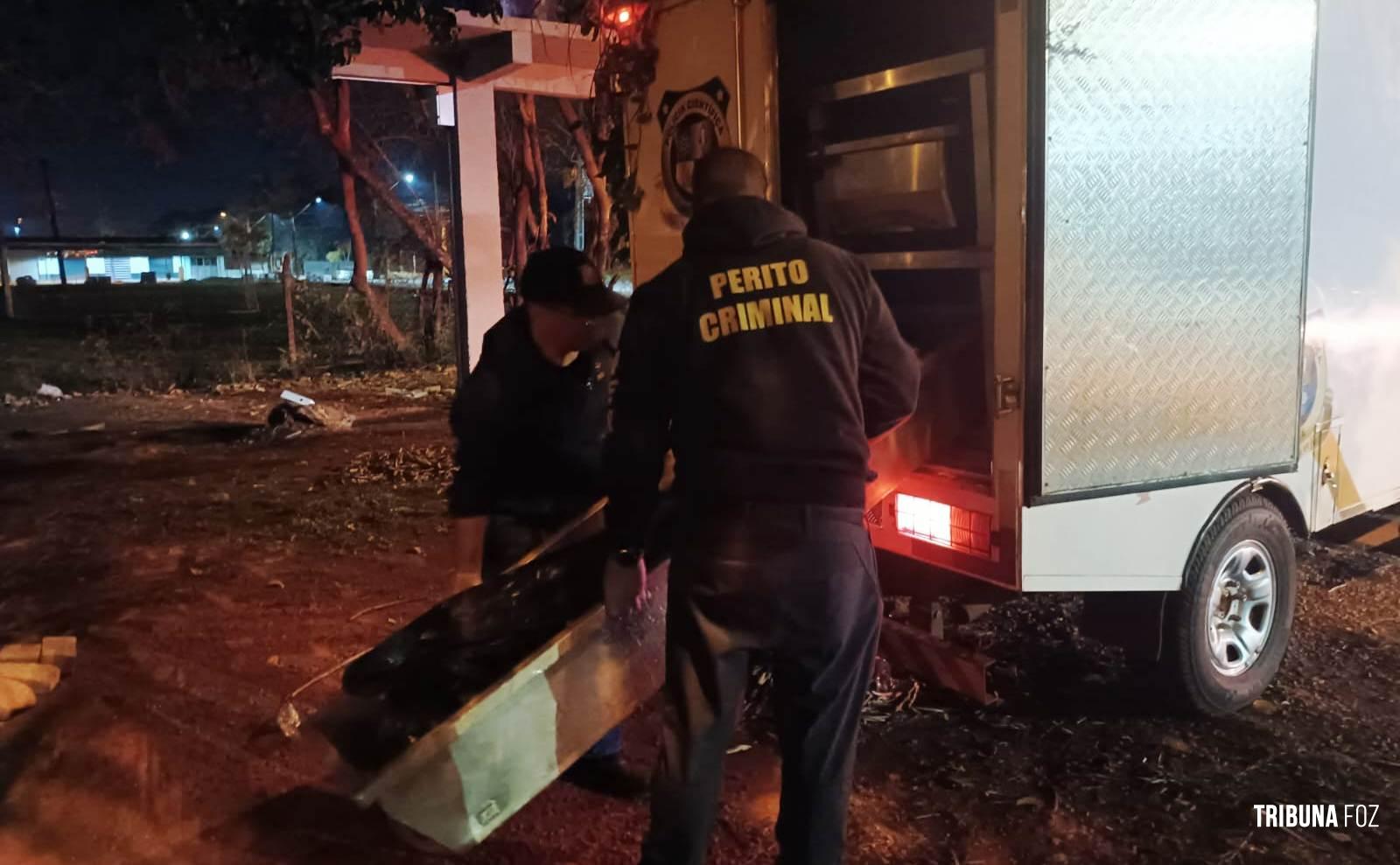 Um morto e outro ferido a tiros próximo a Praça da Bíblia durante a madrugada