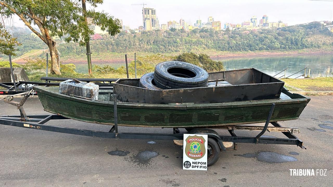 Policia Federal aprende embarcações com mercadorias contrabandeadas no Rio Paraná