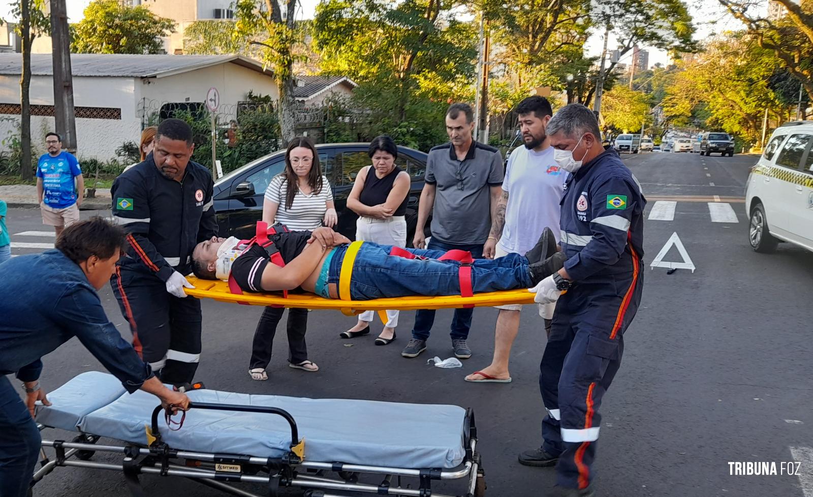 Motociclista é socorrido pelo SAMU após colisão no Boicy