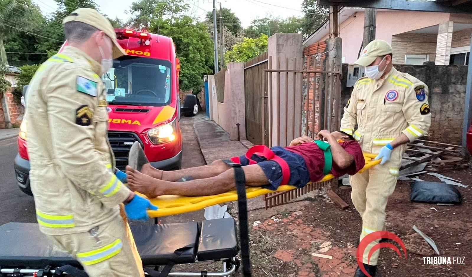 Siate socorre homem que caiu do telhado na Vila Brás 