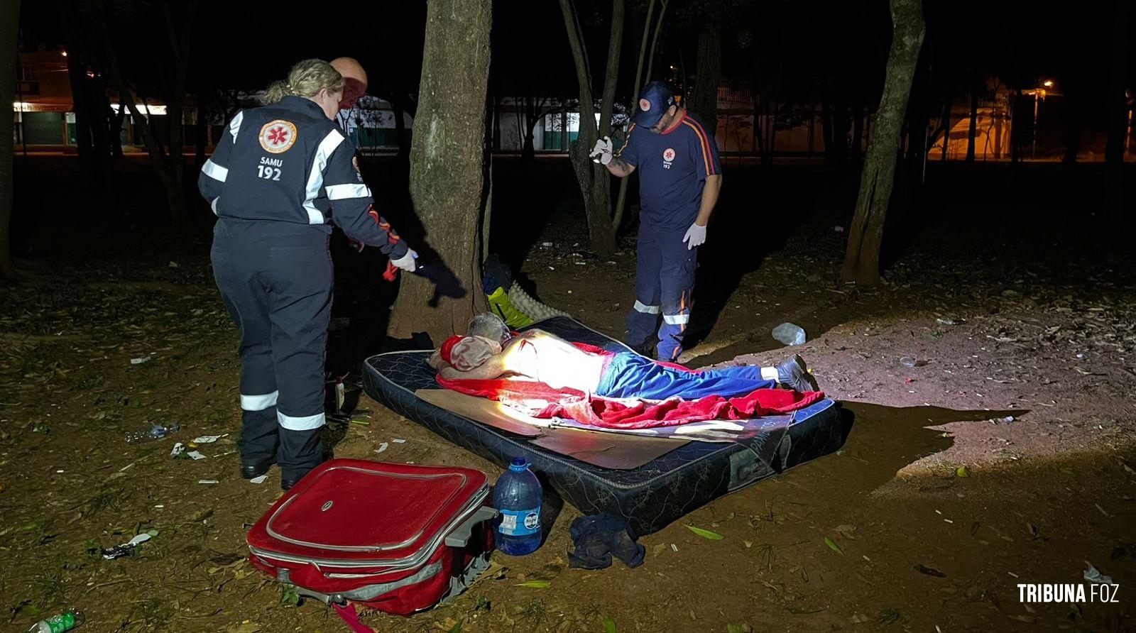 "Gauchinho" é morto com três tiros de revolver no bosque da Vila Portes "Gauchinho" é morto com três tiros de revolver no bosque da Vila Portes