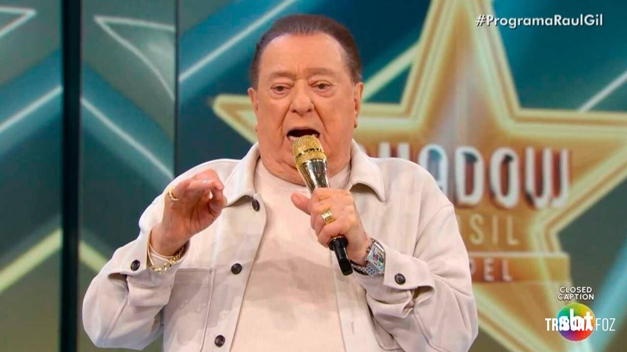 Raul Gil se despede do SBT e cita Silvio Santos em discurso de agradecimento