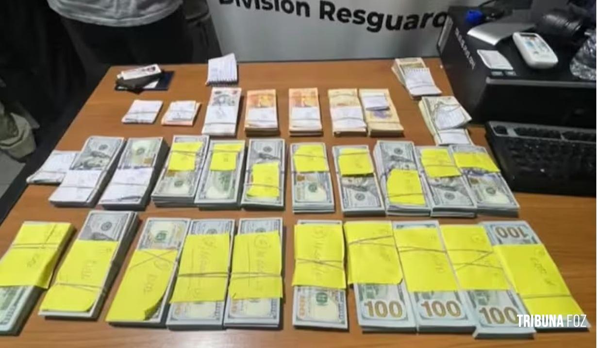 Senador argentino é preso após ser flagrado com mais de $ 200 mil dólares na Ponte Internacional da Amizade Senador argentino é preso após ser flagrado com mais de $ 200 mil dólares na Ponte Internacional da Amizade