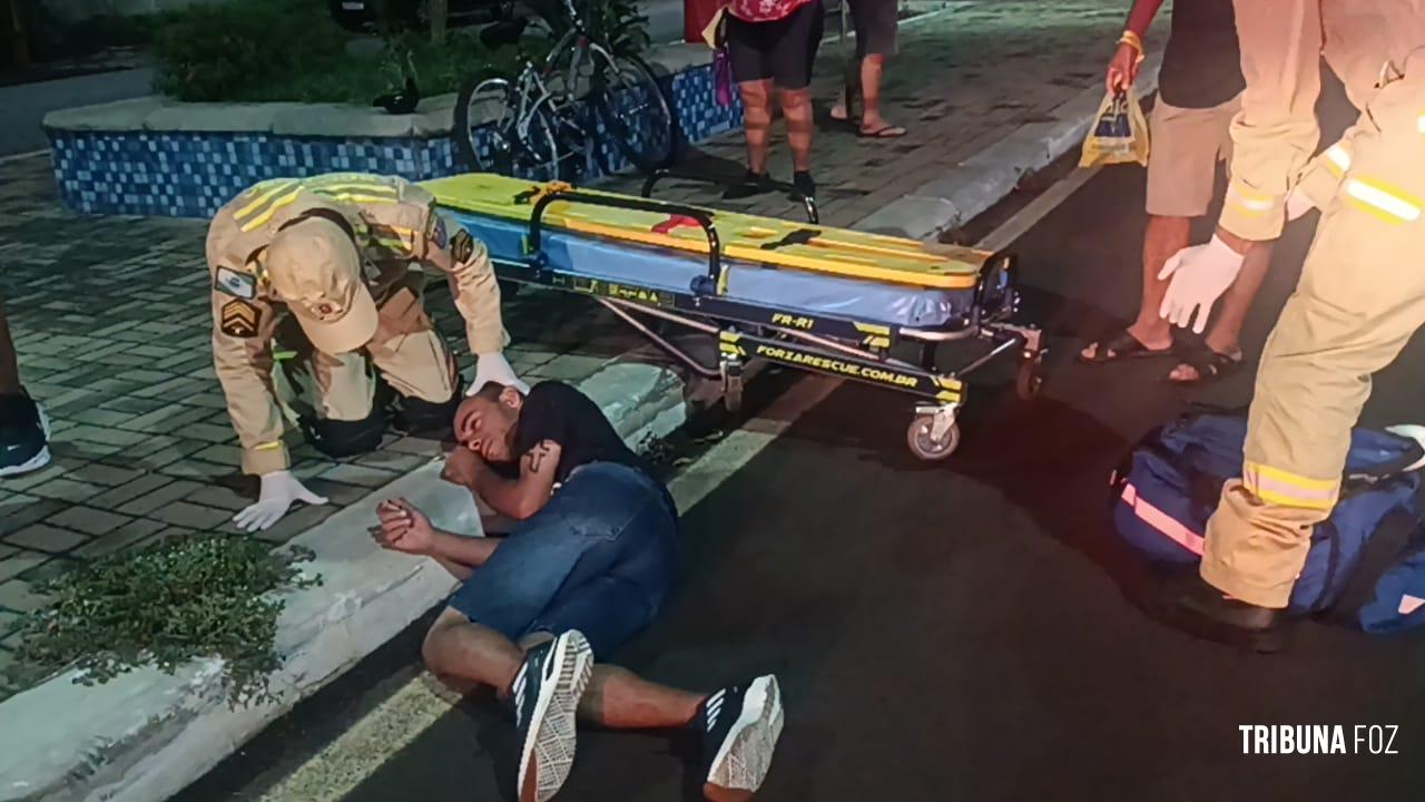 Ciclista é socorrido pelo Siate após queda no Bairro Porto Meira Ciclista é socorrido pelo Siate após queda no Bairro Porto Meira