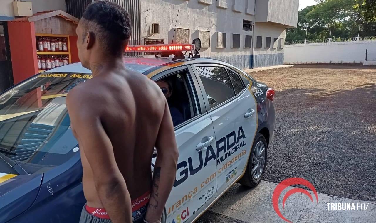 Guarda Municipal prende foragido da justiça procurado pelo crime de homicídio Guarda Municipal prende foragido da justiça procurado pelo crime de homicídio