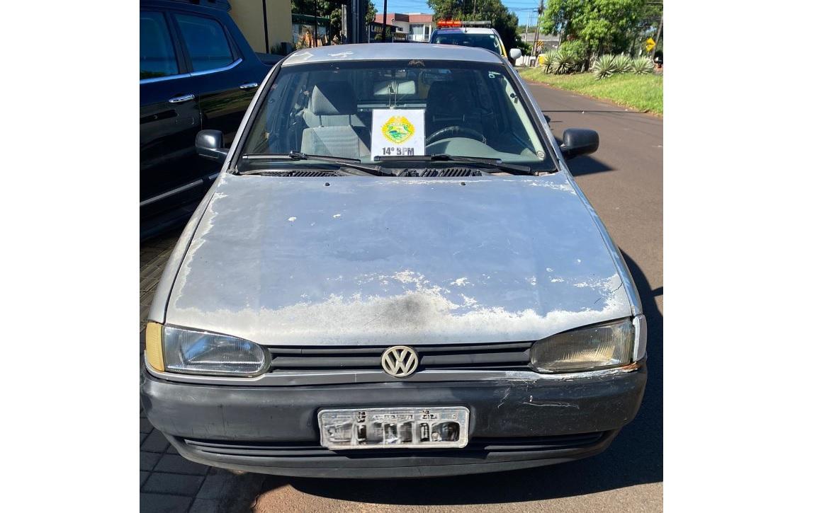 Polícia Militar recupera veículo furtado em Foz do Iguaçu Polícia Militar recupera veículo furtado em Foz do Iguaçu