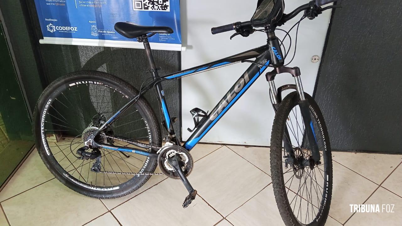 ROTAM apreende bicicleta aparentemente furtada ou roubada no Bairro Portal da Foz ROTAM apreende bicicleta aparentemente furtada ou roubada no Bairro Portal da Foz