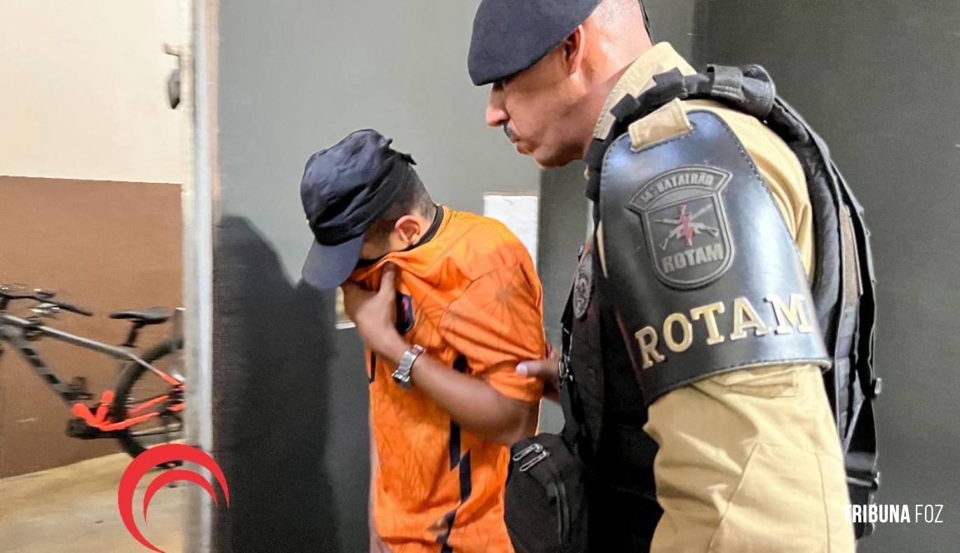 Homem é preso pela ROTAM com moto adulterada na Av. Beira Rio Homem é preso pela ROTAM com moto adulterada na Av. Beira Rio