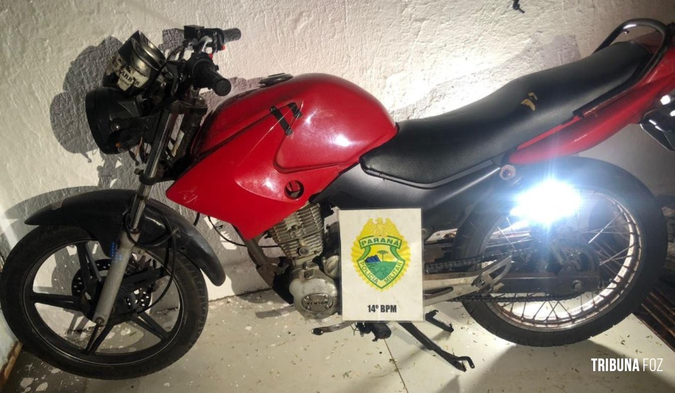 Polícia Militar prende motociclista e recupera motocicleta no Bairro Três Lagoas Polícia Militar prende motociclista e recupera motocicleta no Bairro Três Lagoas