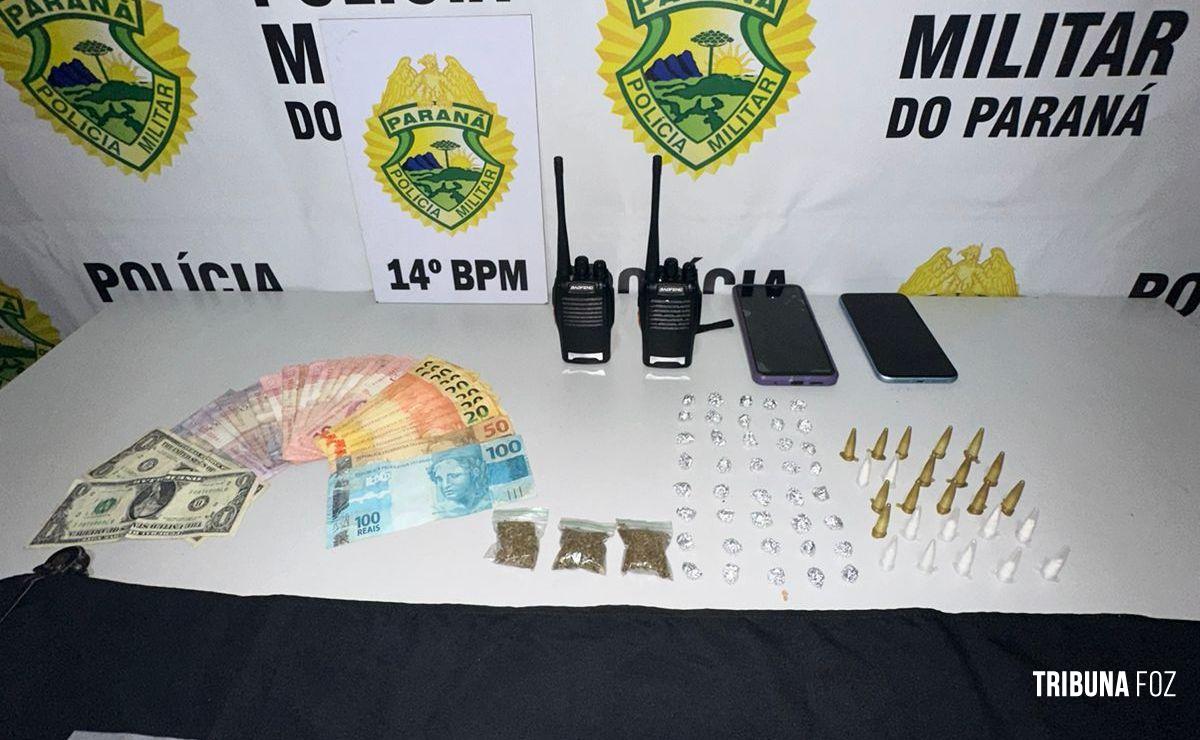 ROTAM prende três pessoas por tráfico de drogas no Bairro Ipê, em Medianeira ROTAM prende três pessoas por tráfico de drogas no Bairro Ipê, em Medianeira