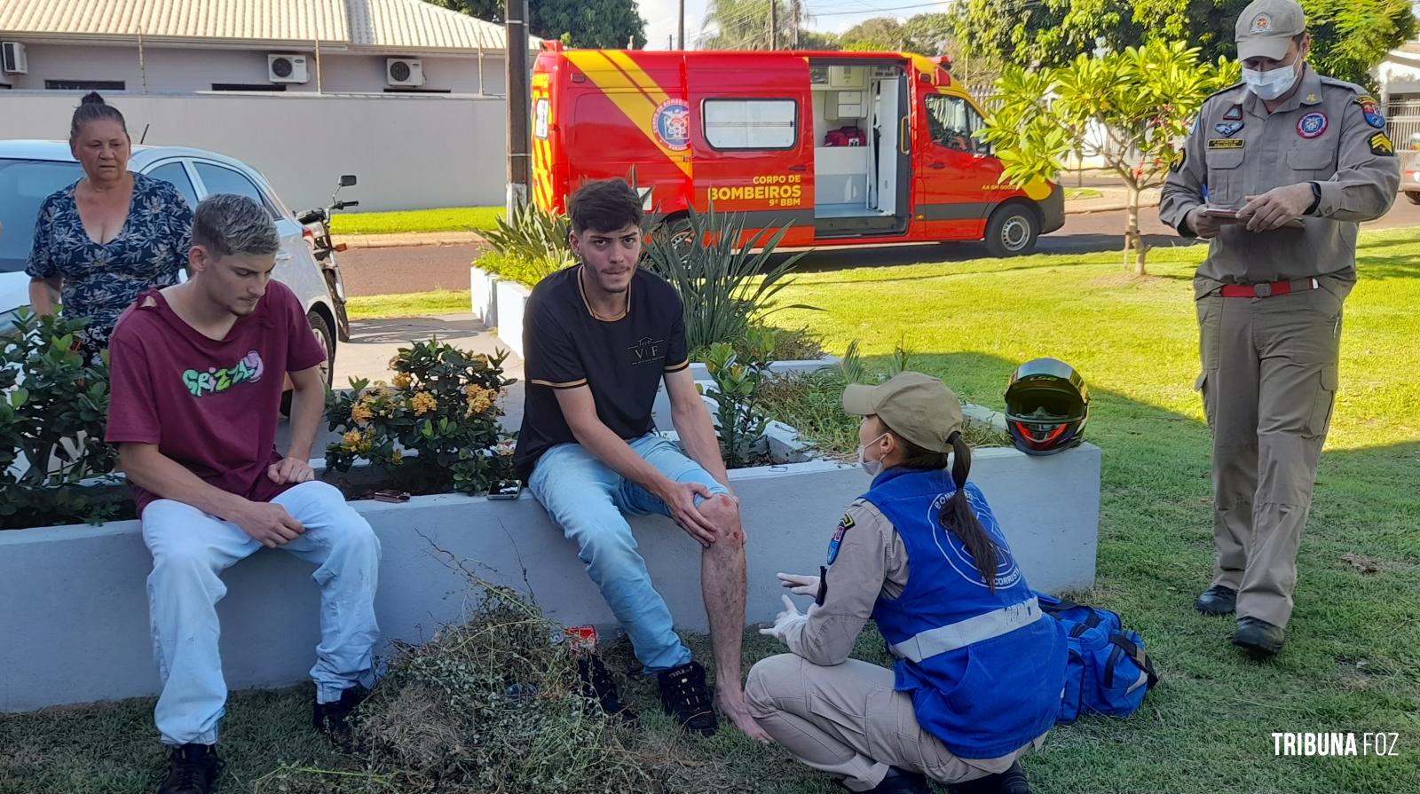 Siate socorre duas pessoas após colisão no Jardim São Paulo Siate socorre duas pessoas após colisão no Jardim São Paulo