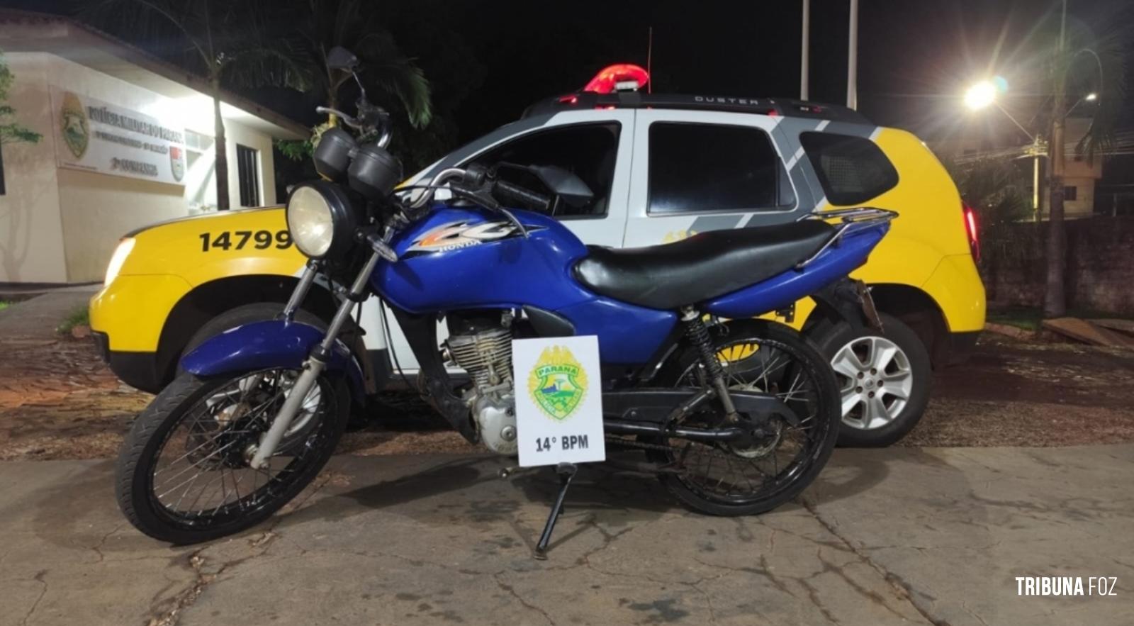 Motociclista sem habilitação é flagrado em alta velocidade e tem veículo apreendido em Medianeira Motociclista sem habilitação é flagrado em alta velocidade e tem veículo apreendido em Medianeira