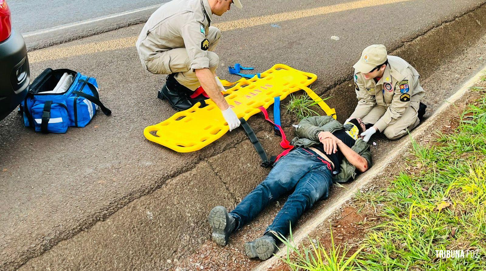 Acidente com múltiplos veículos deixa motociclista ferido na BR-277 Acidente com múltiplos veículos deixa motociclista ferido na BR-277