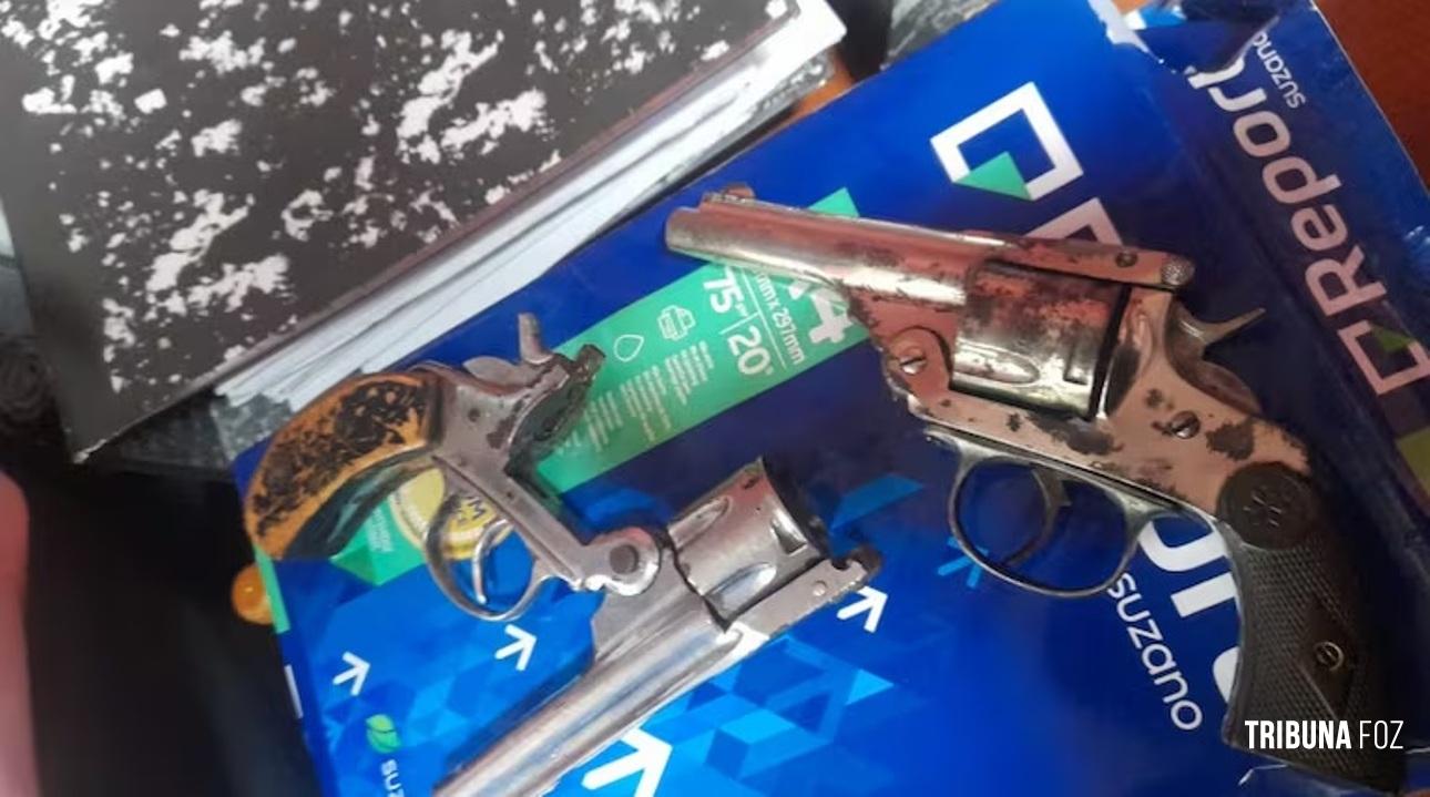 Adolescente de 17 anos é apreendido com duas armas de fogo dentro do colégio em Ciudad Del Este