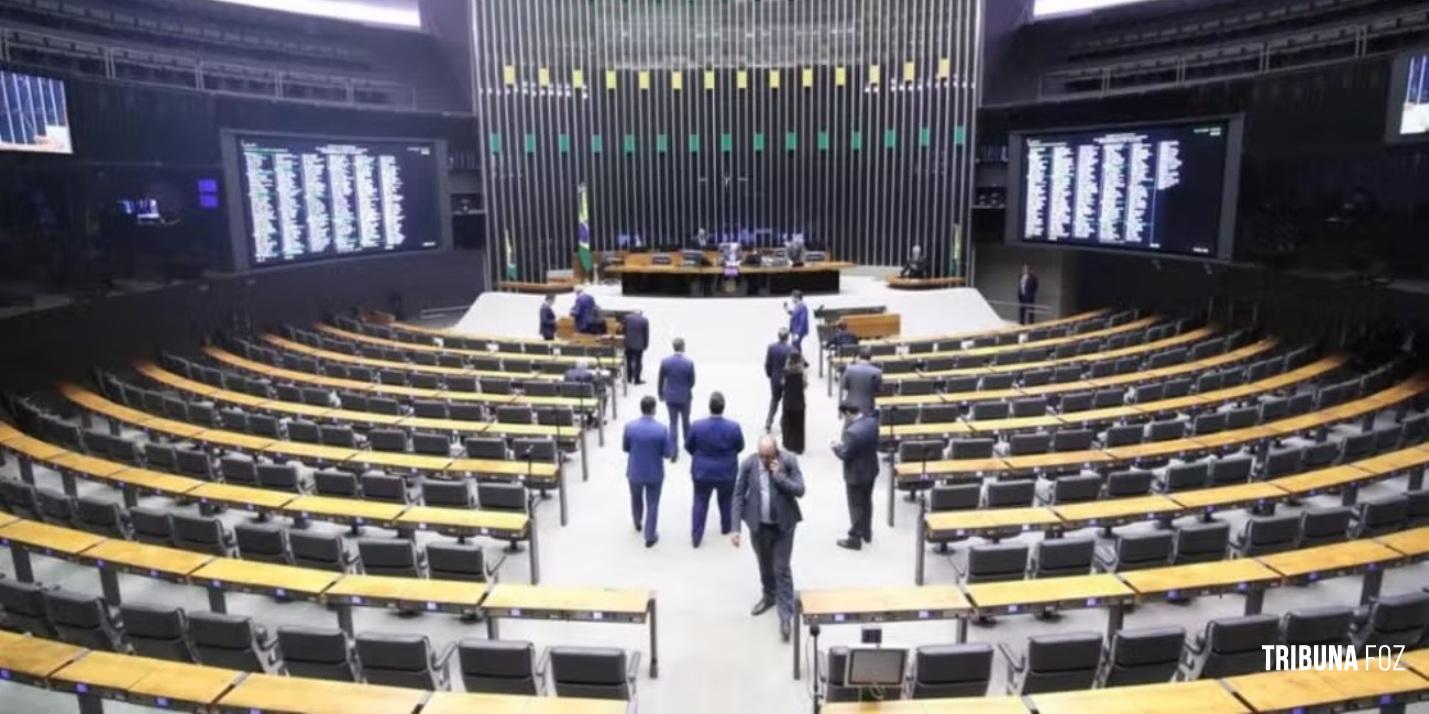 Câmara deve votar na próxima semana proposta que permite aumento no número de deputados Câmara deve votar na próxima semana proposta que permite aumento no número de deputados