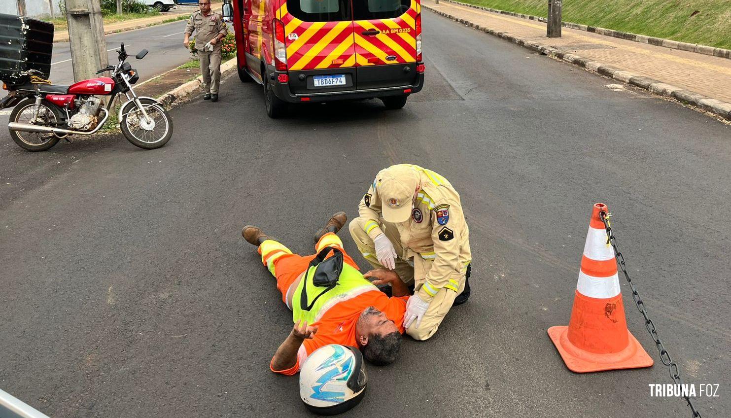 Colisão entre carro e moto na Av. República Argentina deixa motociclista ferido Colisão entre carro e moto na Av. República Argentina deixa motociclista ferido