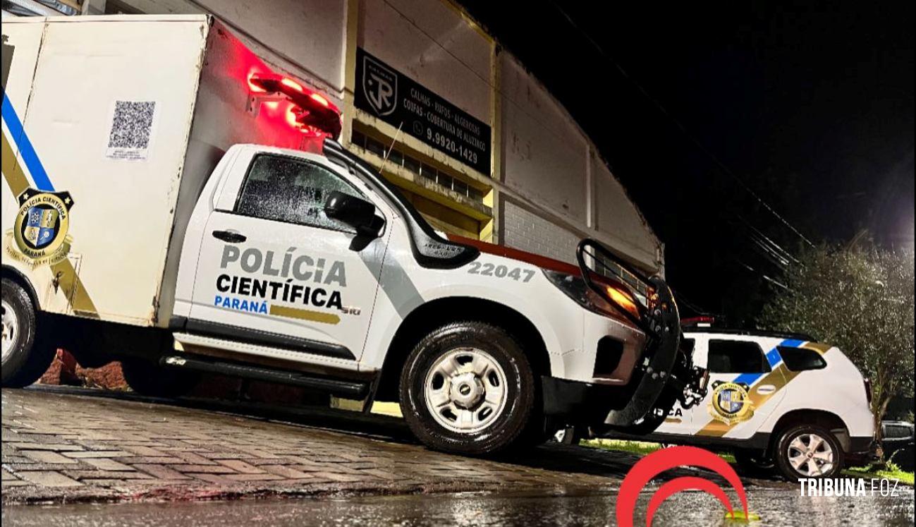 Dois mortos e outro gravemente ferido após disparos de arma de fogo em oficina mecânica em Medianeira Dois mortos e outro gravemente ferido após disparos de arma de fogo em oficina mecânica em Medianeira