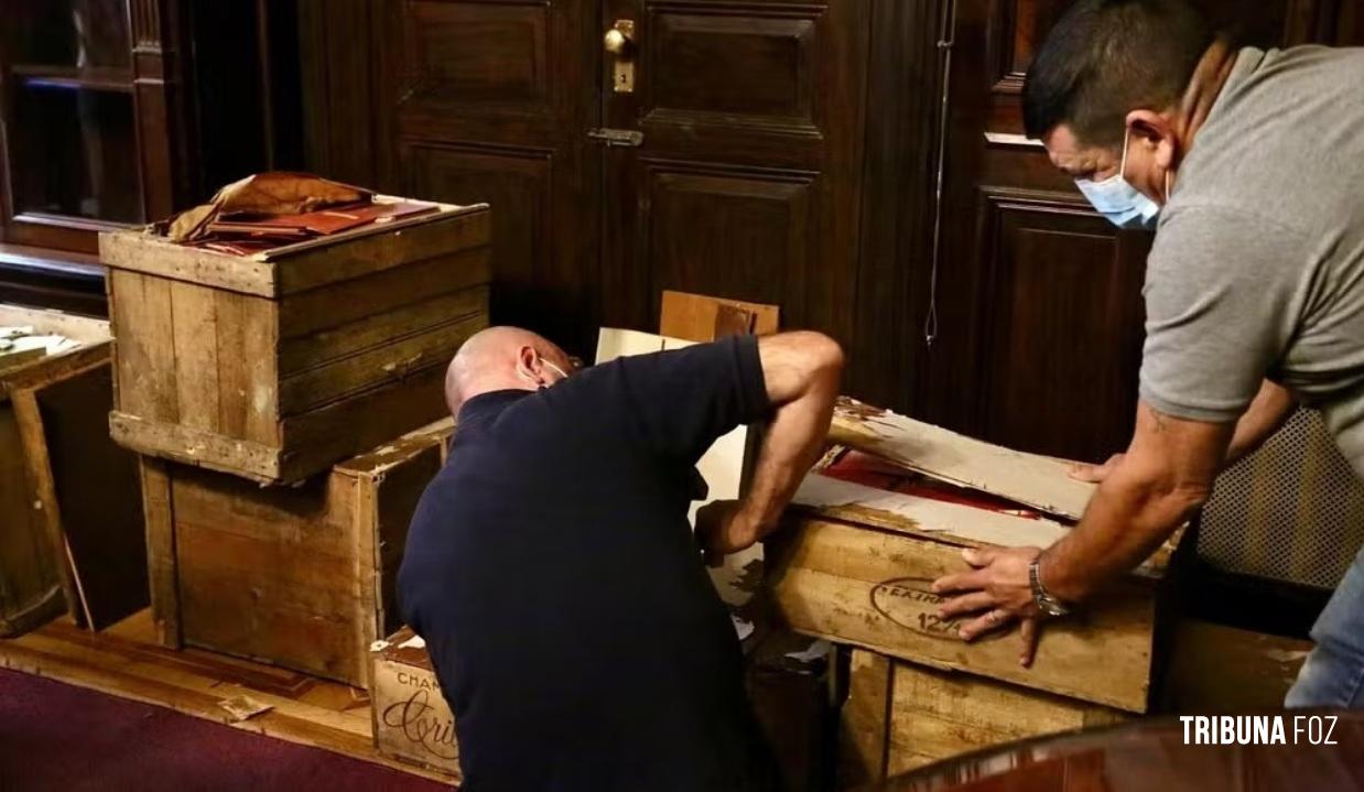 Mais de 80 caixas com propaganda nazista são descobertas em porão da Suprema Corte argentina Mais de 80 caixas com propaganda nazista são descobertas em porão da Suprema Corte argentina