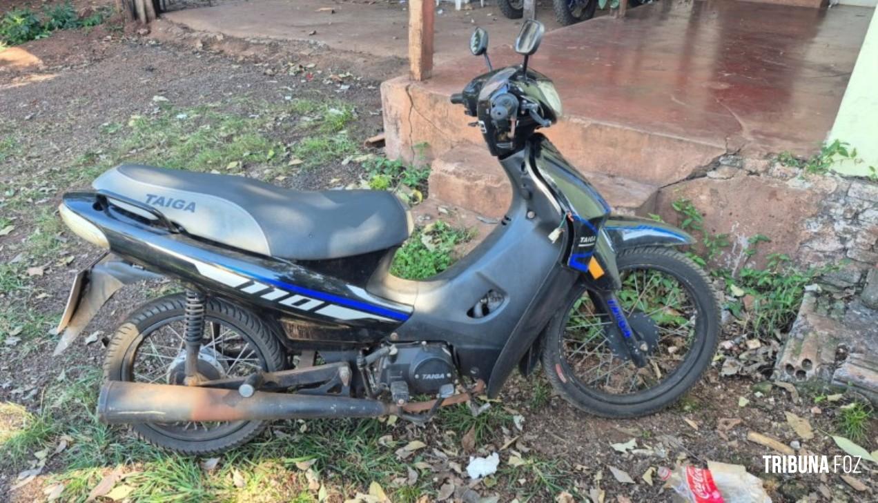 Paraguaio é preso com moto furtada que possuía rastreador em Presidente Franco Paraguaio é preso com moto furtada que possuía rastreador em Presidente Franco
