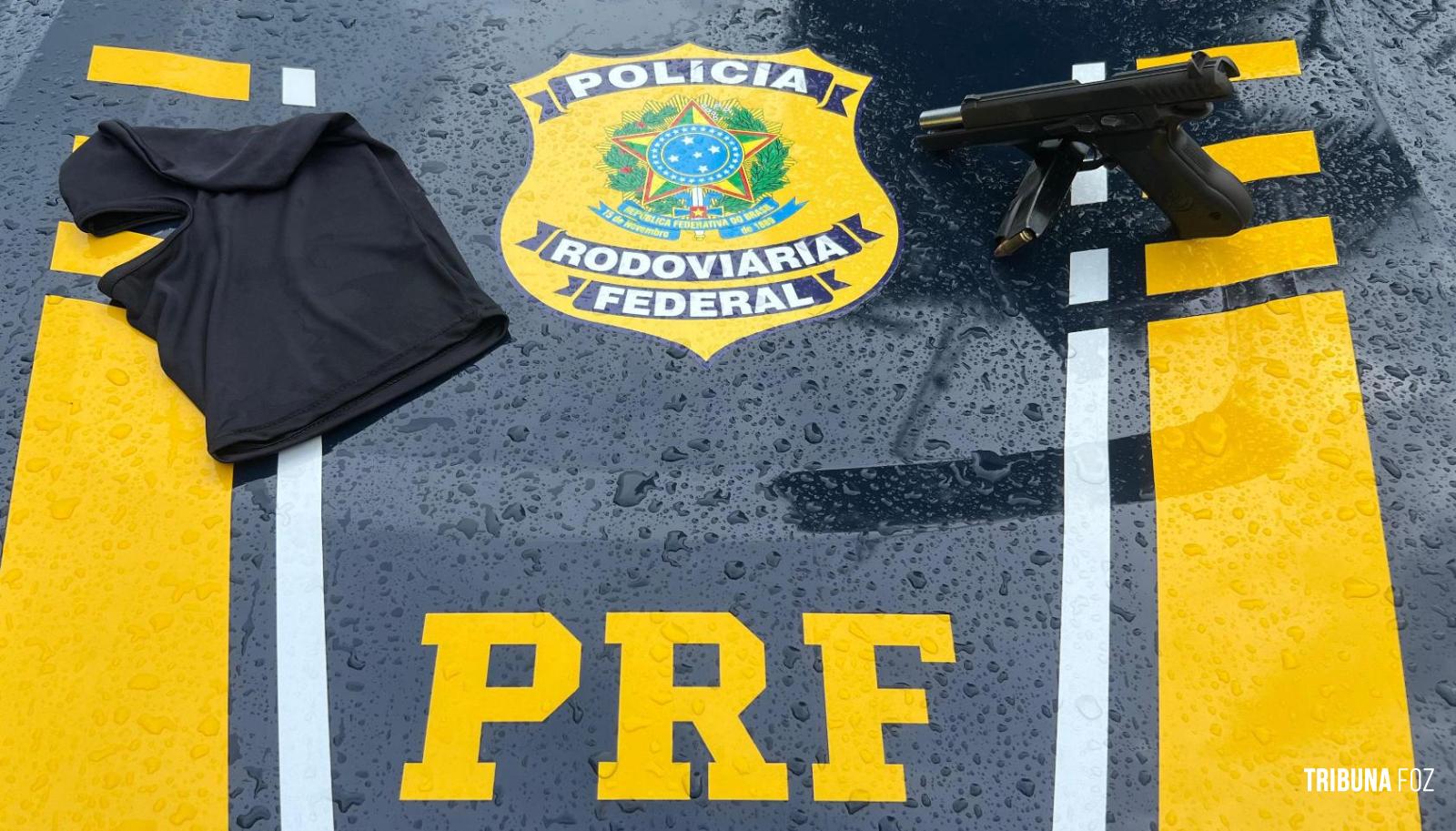 PRF evita dois assaltos, prende cinco e apreende três armas de fogo em Santa Terezinha de Itaipu PRF evita dois assaltos, prende cinco e apreende três armas de fogo em Santa Terezinha de Itaipu