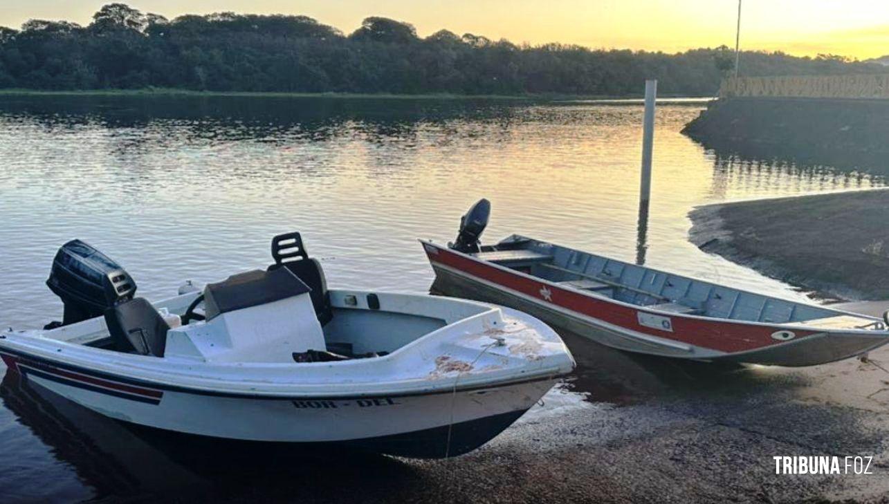 Ação integrada entre PF, PC e PM apreendem embarcações com cigarros e drogas em São Miguel do Iguaçu Ação integrada entre PF, PC e PM apreendem embarcações com cigarros e drogas em São Miguel do Iguaçu