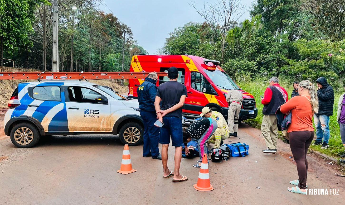 Colisão entre moto e carro deixa motociclista ferido no Jardim Santa Rita Colisão entre moto e carro deixa motociclista ferido no Jardim Santa Rita