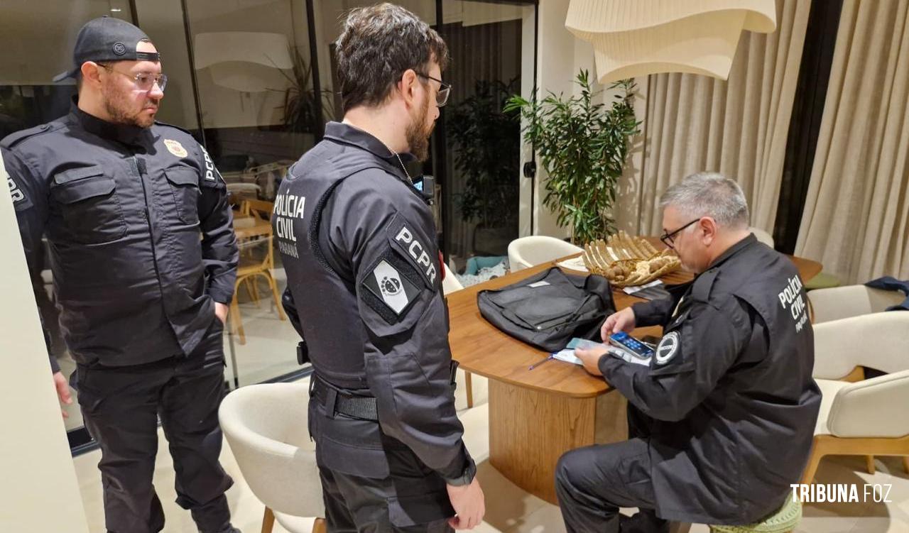 DECCOR da Policia Civil deflagra operação contra corrupção na contratação de empresa de software em Foz do Iguaçu DECCOR da Policia Civil deflagra operação contra corrupção na contratação de empresa de software em Foz do Iguaçu