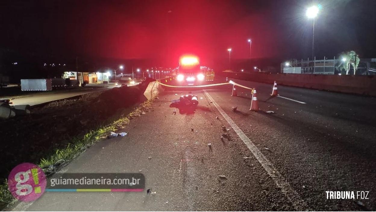 Grave acidente na BR-277 deixa dois mortos e uma pessoa ferida em Medianeira Grave acidente na BR-277 deixa dois mortos e uma pessoa ferida em Medianeira
