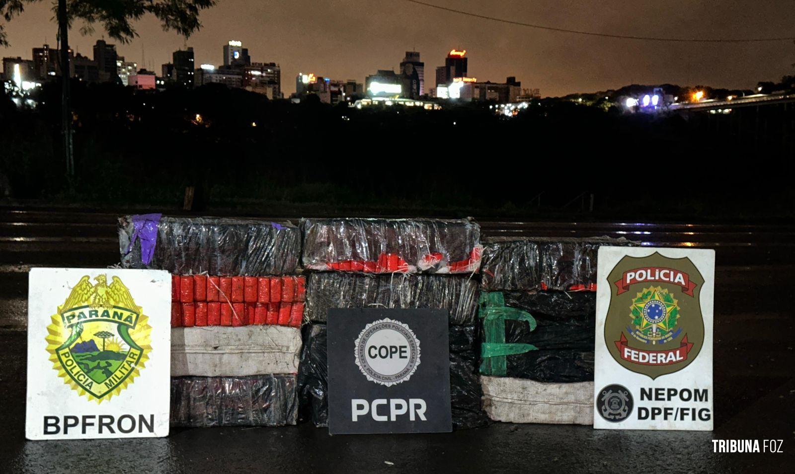 PF, PM e PC apreendem 232,1 Kg de maconha no Porto da Eva em Foz do Iguaçu PF, PM e PC apreendem 232,1 Kg de maconha no Porto da Eva em Foz do Iguaçu