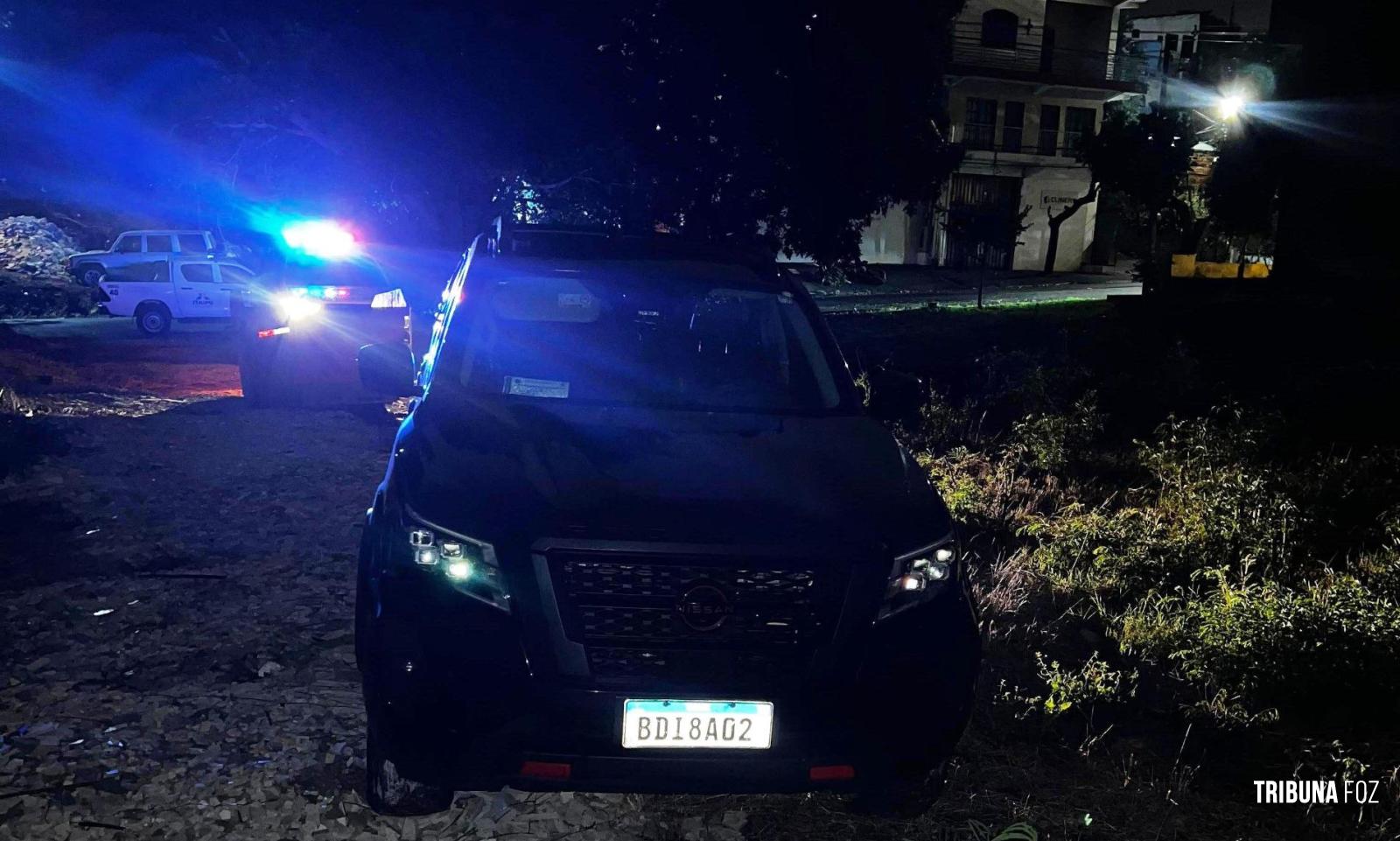 Policia Nacional apreende veículo com placas brasileiras abandonado em Ciudad Del Este Policia Nacional apreende veículo com placas brasileiras abandonado em Ciudad Del Este