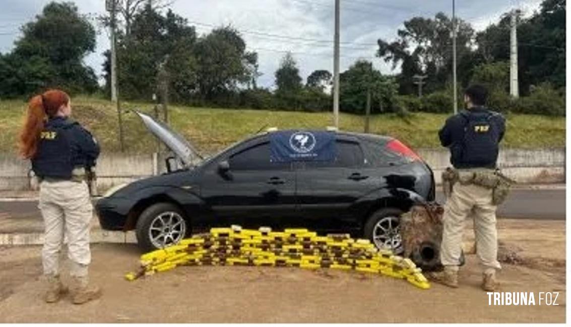 PRF faz apreensão de drogas na BR-277 onde um veículo Focus era transportado em cima de guincho PRF faz apreensão de drogas na BR-277 onde um veículo Focus era transportado em cima de guincho