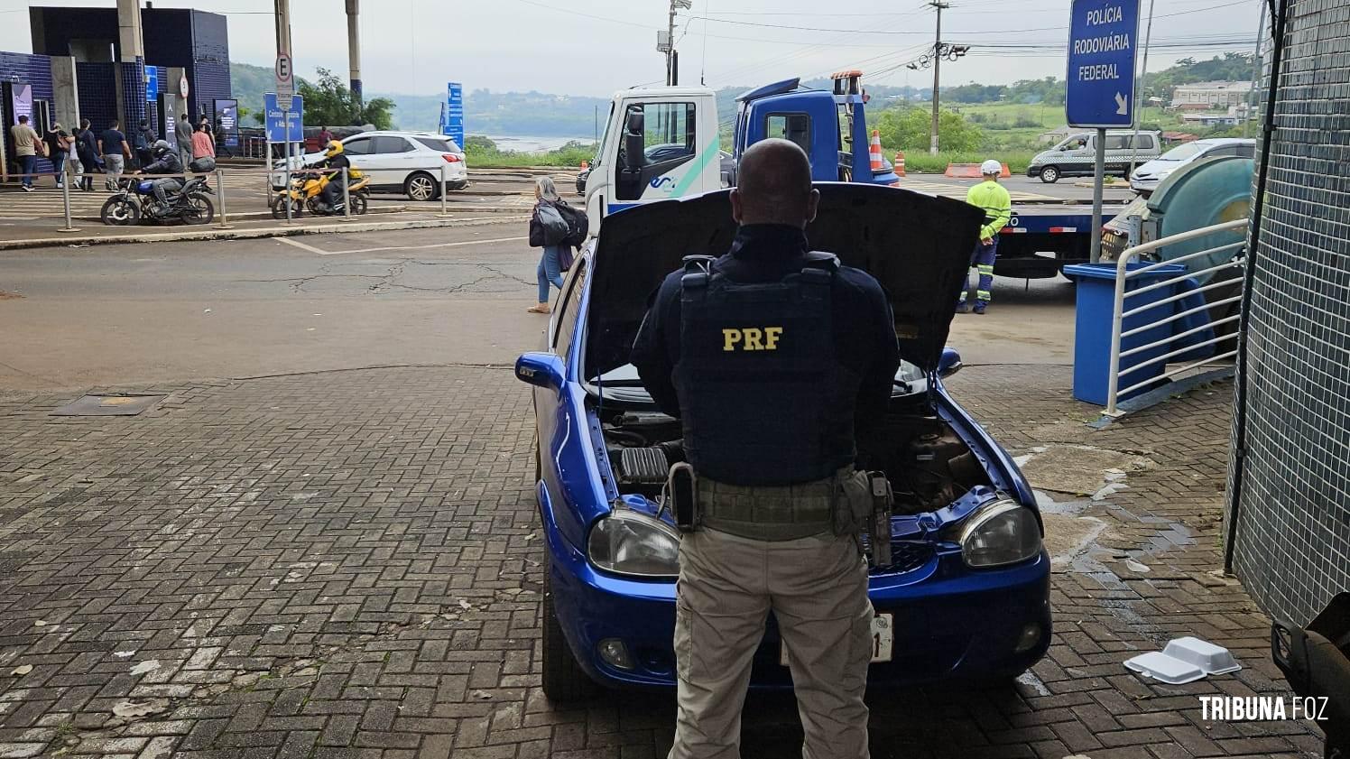 PRF recupera veículo roubado há mais de 25 anos na BR-277, em Foz do Iguaçu PRF recupera veículo roubado há mais de 25 anos na BR-277, em Foz do Iguaçu