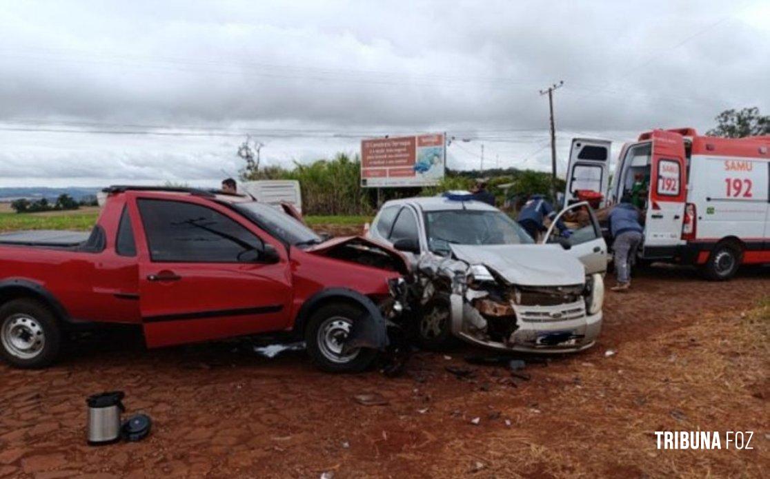 Acidente na PR-495 em Missal deixa duas pessoas feridas