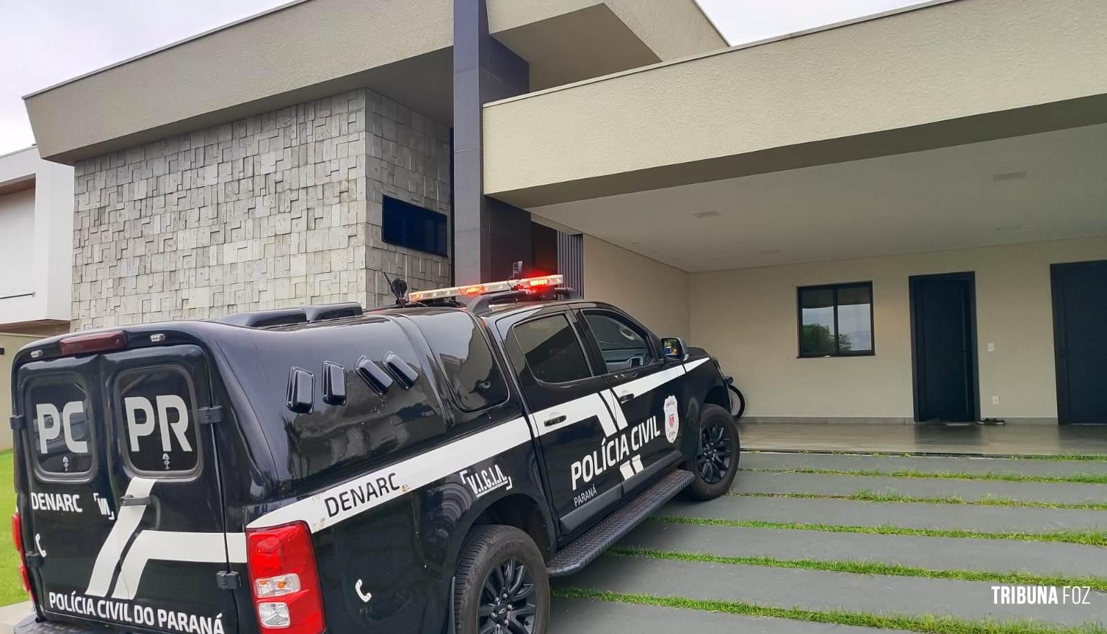 DENARC deflagra Operação Vita Ficta e bloqueia casa em condomínio de luxo em operação contra o tráfico em Foz do Iguaçu DENARC deflagra Operação Vita Ficta e bloqueia casa em condomínio de luxo em operação contra o tráfico em Foz do Iguaçu