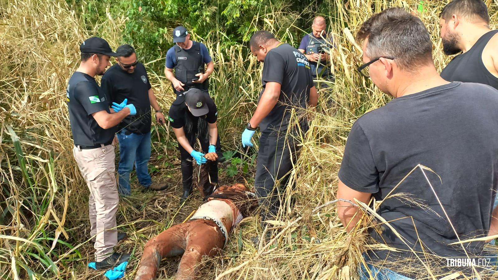 Jovem desaparecido é encontrado enterrado em matagal na região do Bairro Três Lagoas Jovem desaparecido é encontrado enterrado em matagal na região do Bairro Três Lagoas