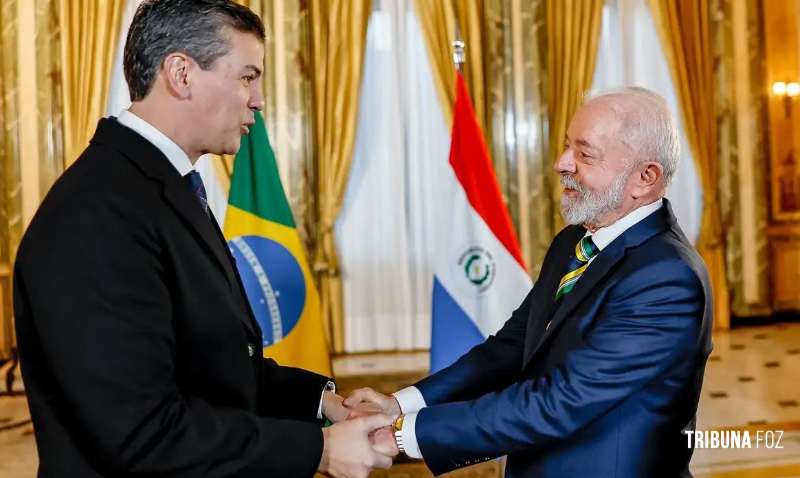Lula e Santiago Peña conversam sobre caso de espionagem da Abin Lula e Santiago Peña conversam sobre caso de espionagem da Abin