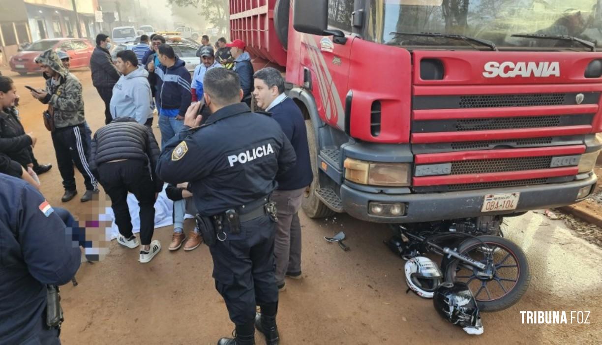 Passageira de moto morre após colisão com carreta em Ciudad Del Este Passageira de moto morre após colisão com carreta em Ciudad Del Este