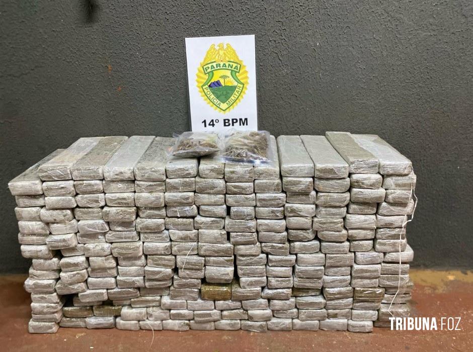 PM apreende mais de 118,7 Kg de entorpecentes e detém adolescentes no centro de Foz do Iguaçu